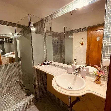 The Throne 3*