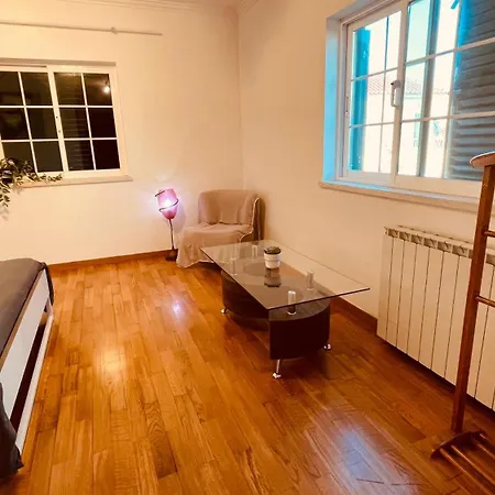 The Throne Bed & Breakfast 3*