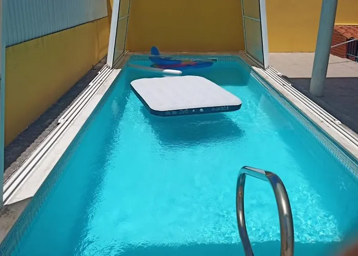 فندق مبيت وإفطار The Throne